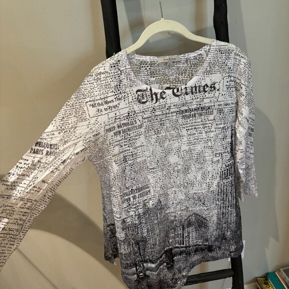 Jess & Jane Mesh Newspaper Quarter-Length Sleeve Shirt - Picture 4 of 5